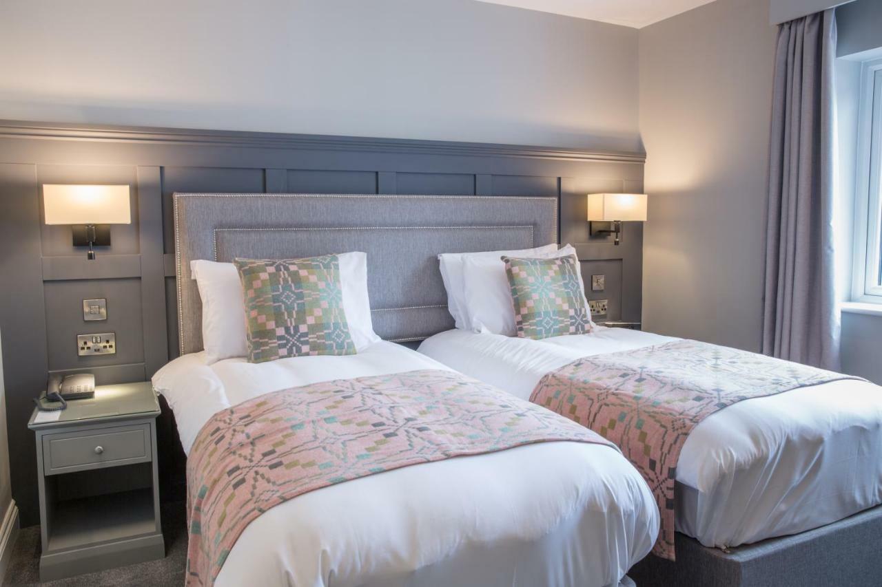 Country house Llechwen Hall Pontypridd